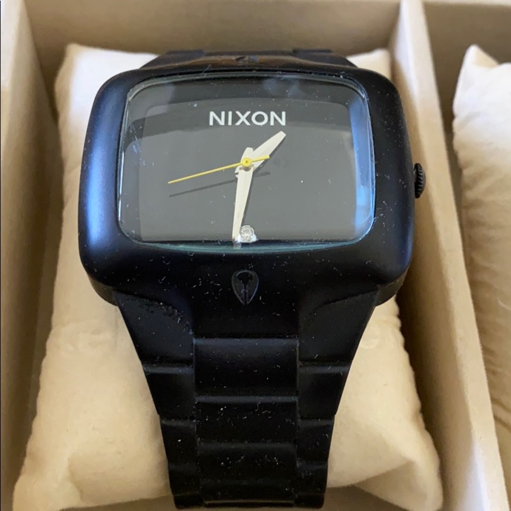 Nixon rubber watch